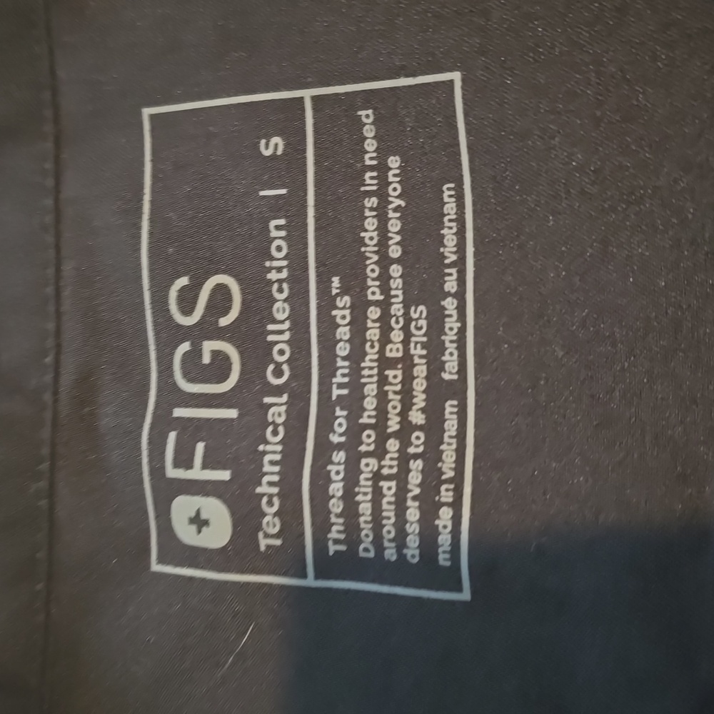 Figs Rafela Scrub Top - Picture 2 of 2